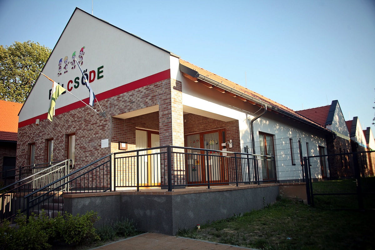 Jászfényszaru központja